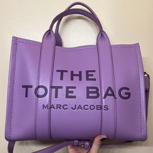 Marc Jacobs 2022 medium tote!